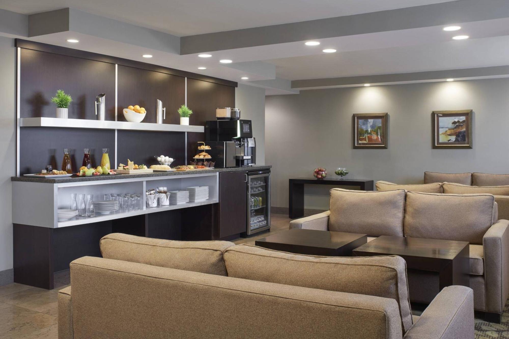Delta Hotels By Marriott Beausejour Moncton Extérieur photo