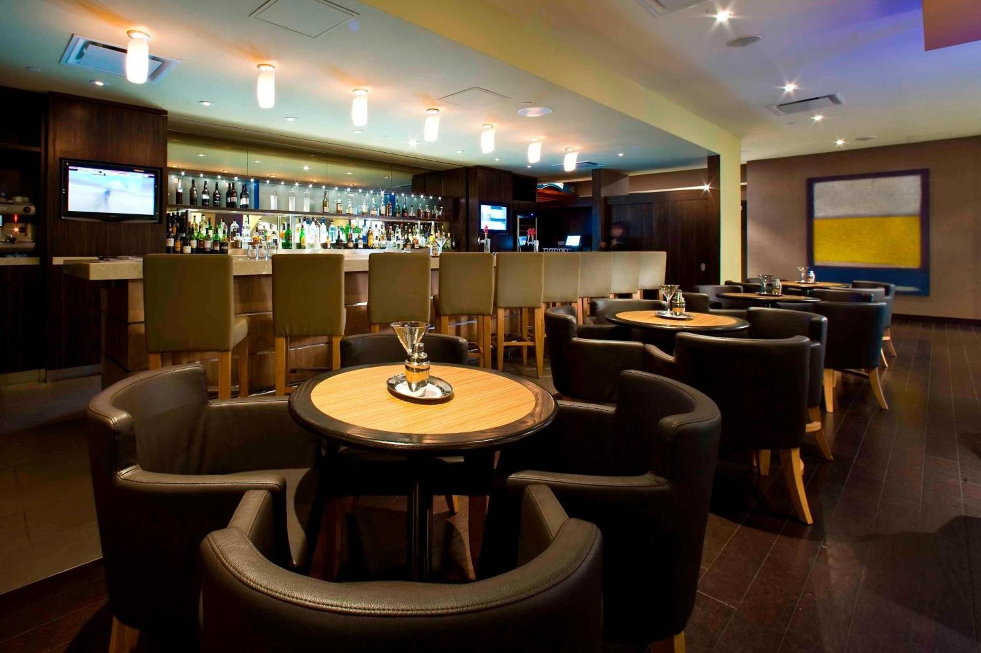 Delta Hotels By Marriott Beausejour Moncton Extérieur photo