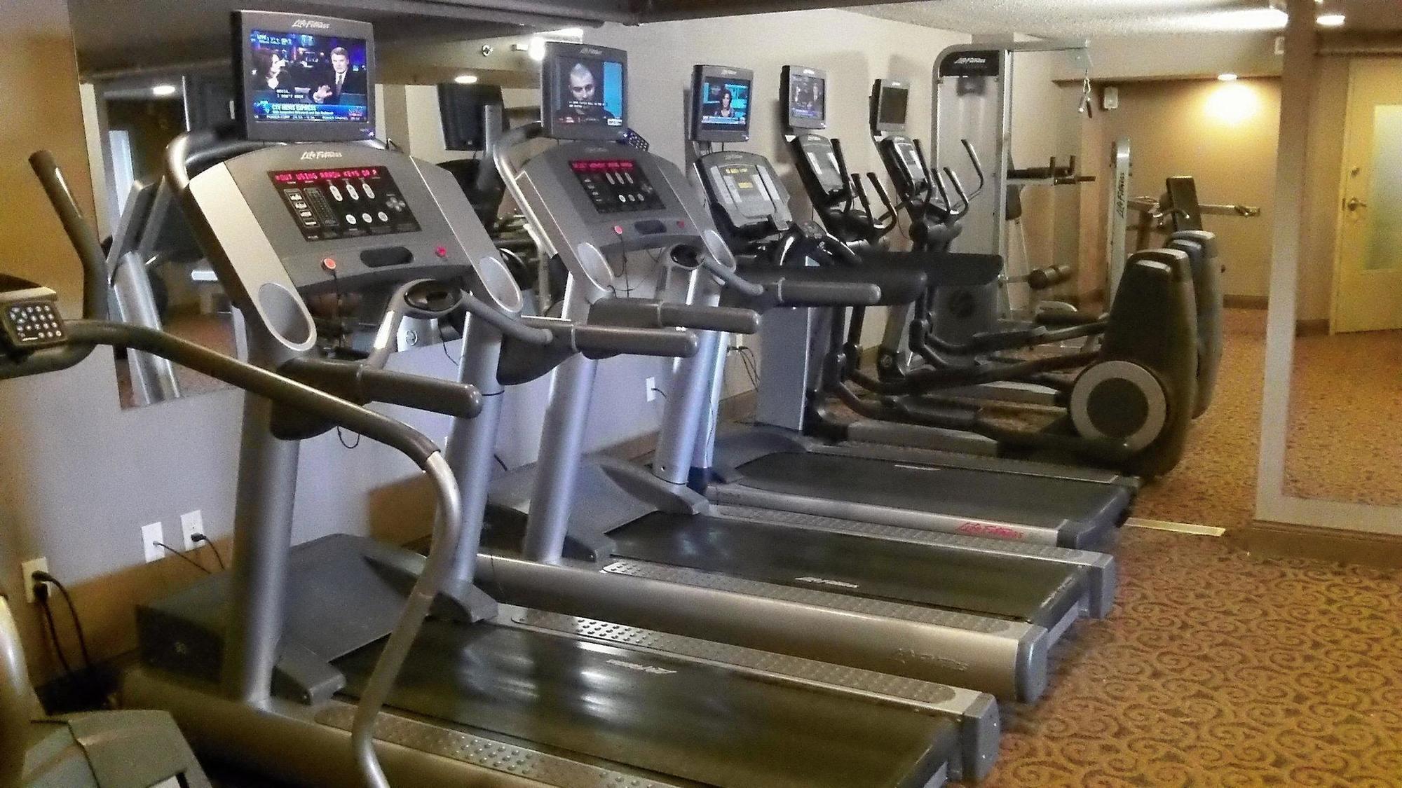 Delta Hotels By Marriott Beausejour Moncton Extérieur photo