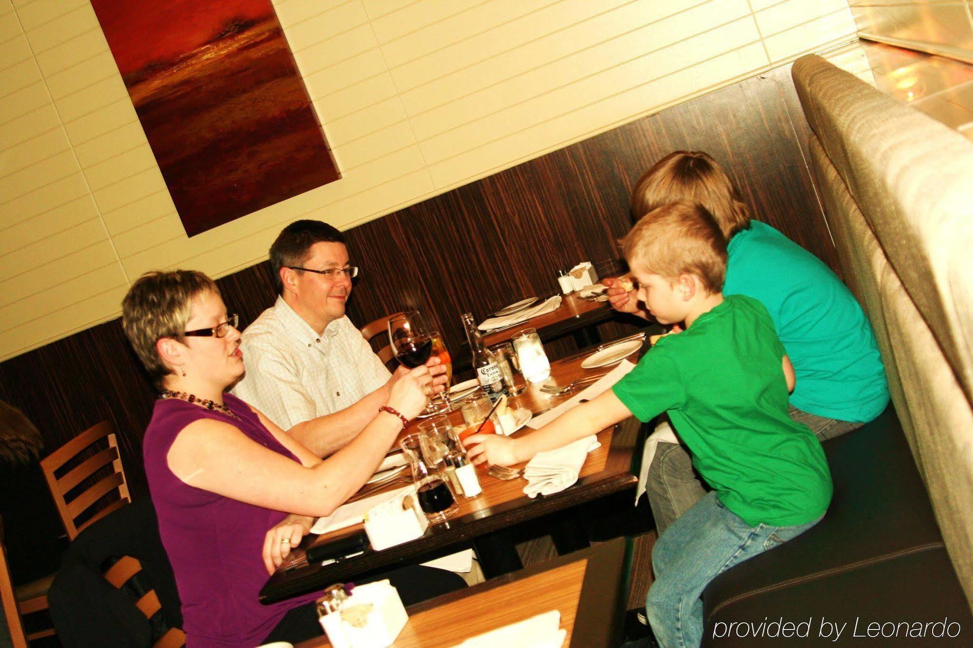 Delta Hotels By Marriott Beausejour Moncton Extérieur photo